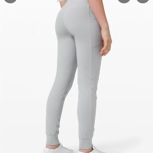 Ivivva by Lululemon Silver Drop Tranquil Spirit Jogger Pant